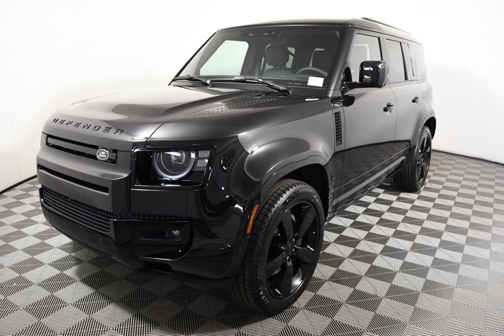 New 2026 Santorini Blk Land Rover X-Dynamic SE image 1