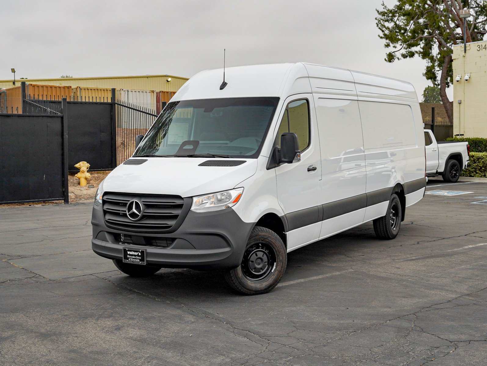 New 2026 Arctic White Mercedes-Benz 3500XD High Roof I4 Diesel HO 170 Extended RWD image 1