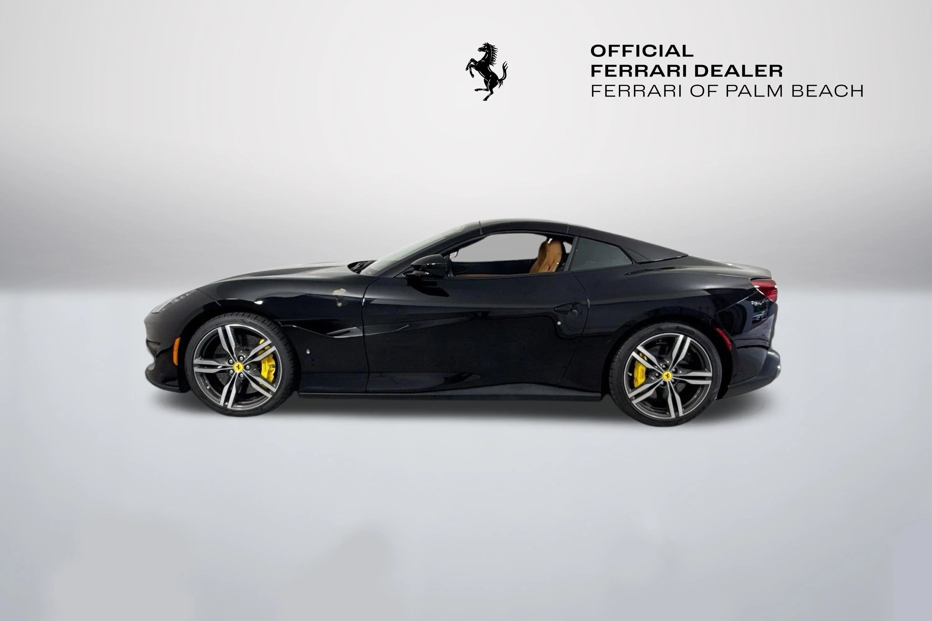 Certified Used 2019 Nero Ferrari Base image 4