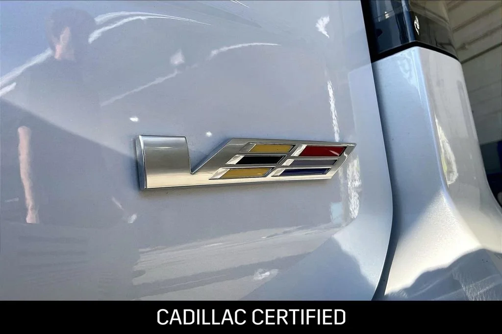 2024 Cadillac Escalade ESV V-Series - Photo 11