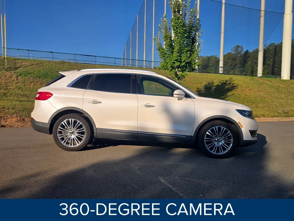 Certified Used 2018 White Lincoln Reserve image 2