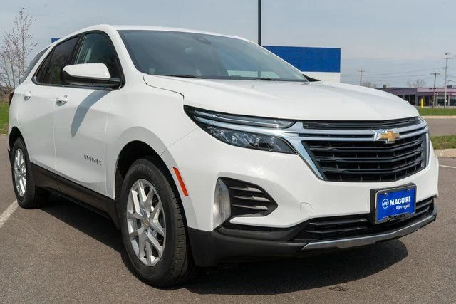 Used 2023 White Chevrolet LT image 4