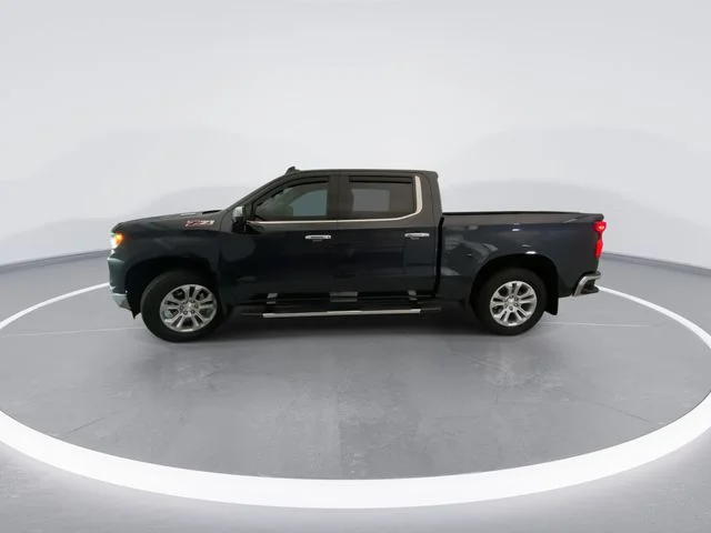 Used 2024 Gray Chevrolet LTZ image 4