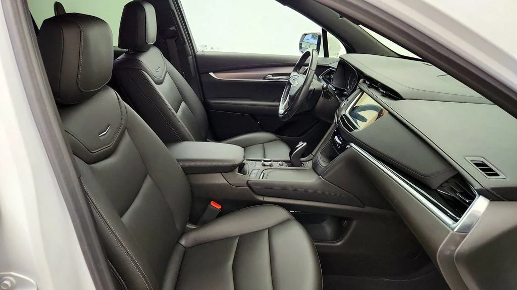 Used 2024 Midnight Sky Metallic Cadillac Luxury FWD w/ UltraView Panoramic Roof image 25