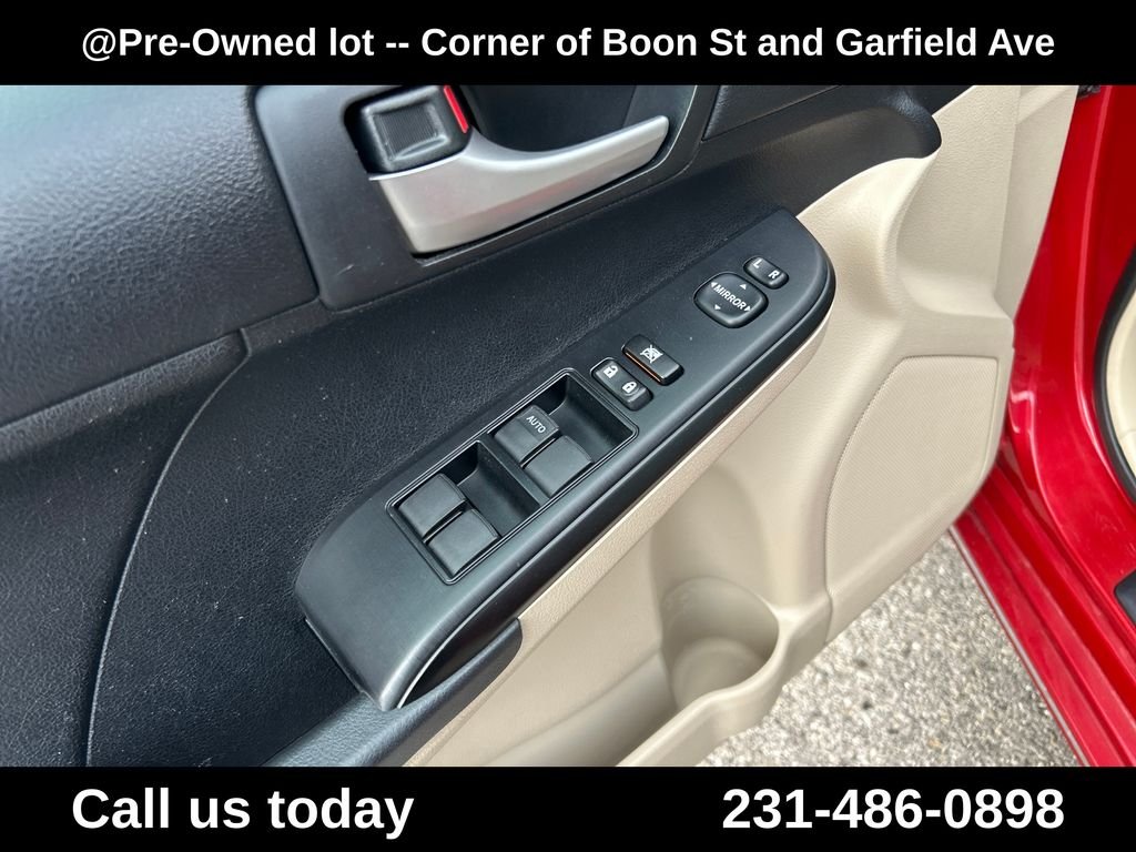 Used 2012 Red Toyota LE image 16