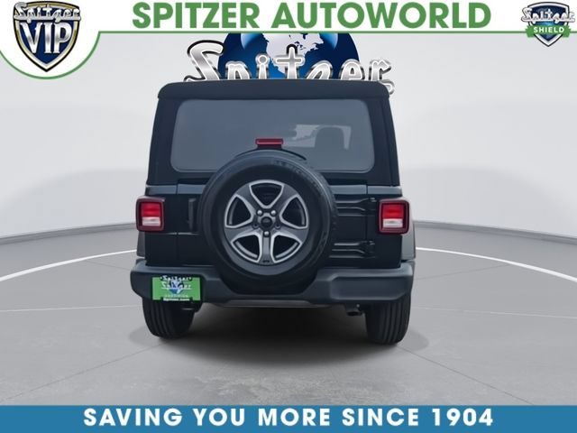 Used 2022 Black Jeep Sport S image 8