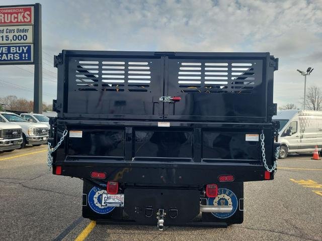 2025 Ford F-450 Super Duty Chassis Cab XL - Photo 20