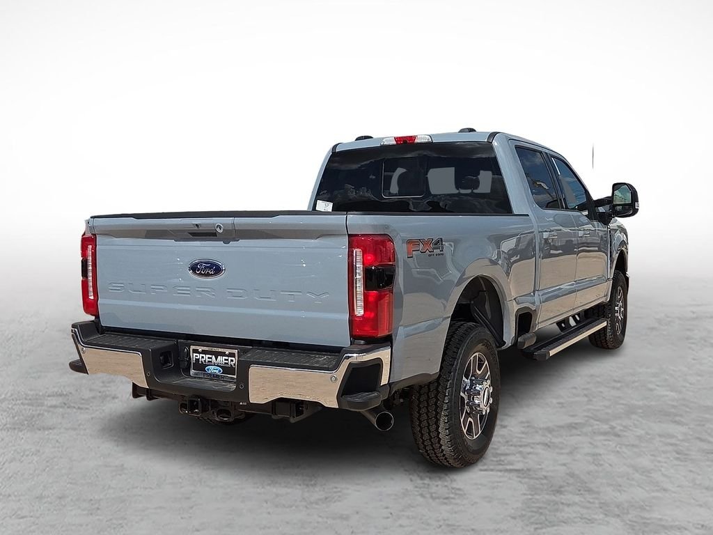 New 2026 Glacier Gray Metallic Tri-Coat Ford F-250® Lariat® image 10