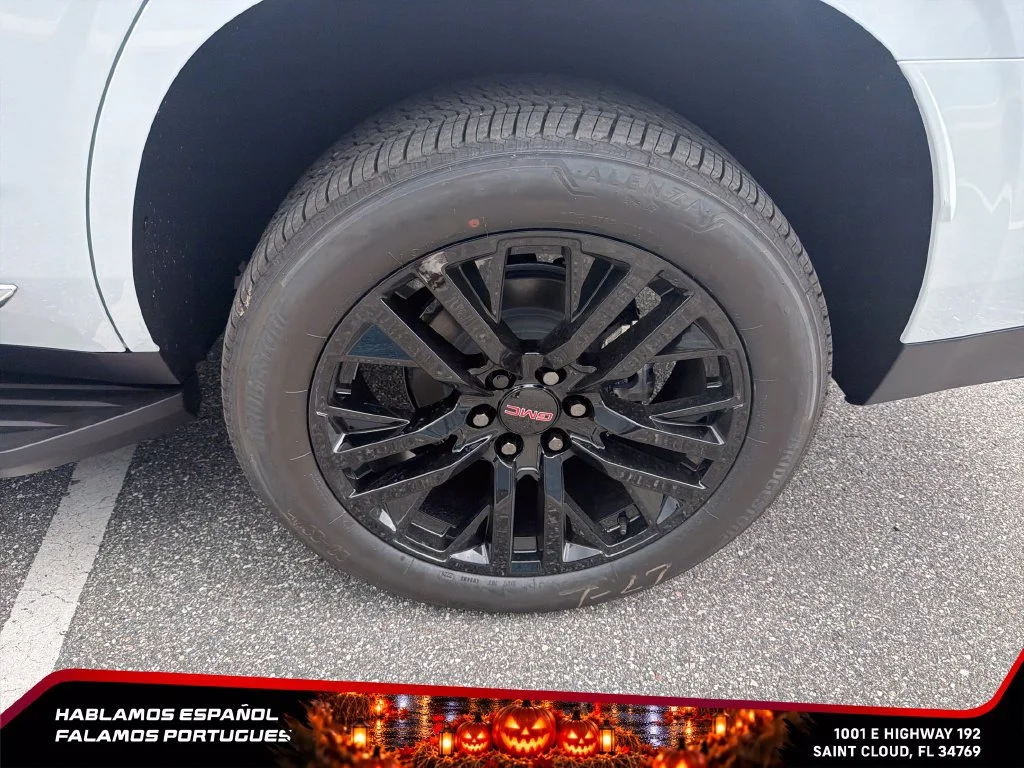 2026 GMC Yukon Denali - Photo 11