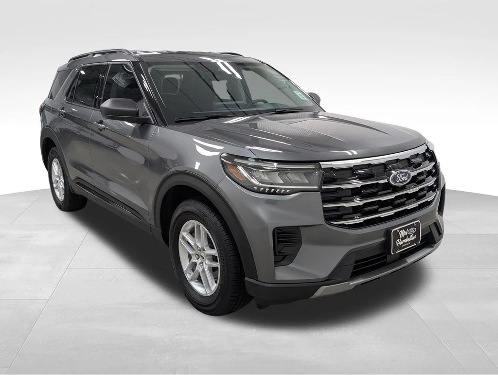 New 2026 Carbonized Gray Metallic Ford Active image 18