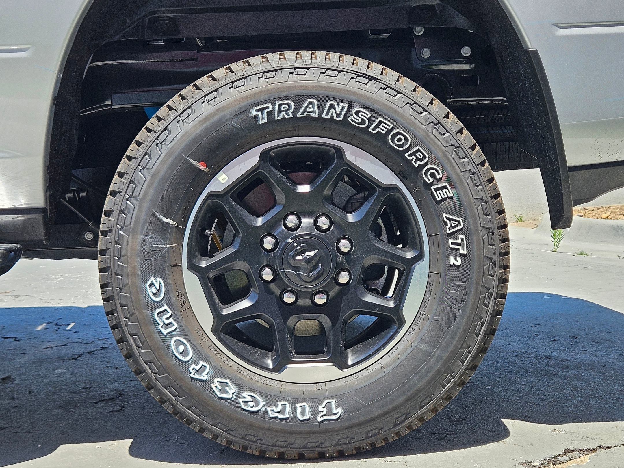 New 2026 Silver-Zynith Exterior Paint RAM Laramie image 24
