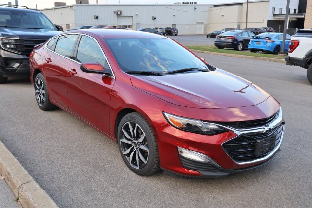 Used 2024 Red Chevrolet RS image 5