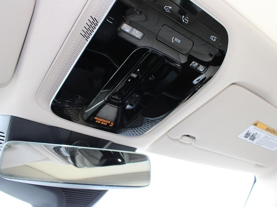 Used 2024 White Mercedes-Benz E 350 image 25