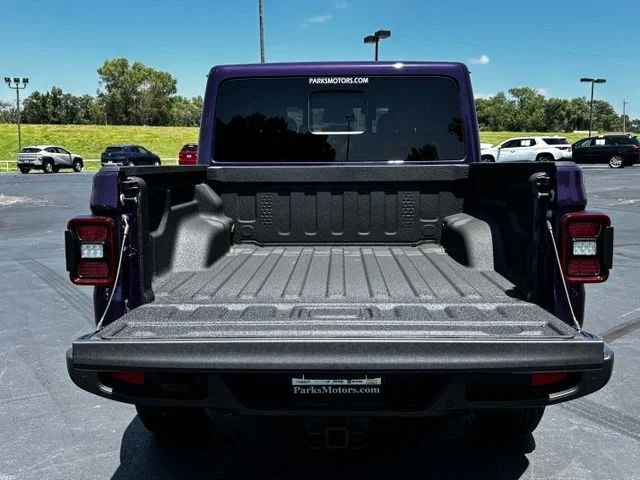 New 2026 Reign Exterior Paint Jeep Sport S image 9