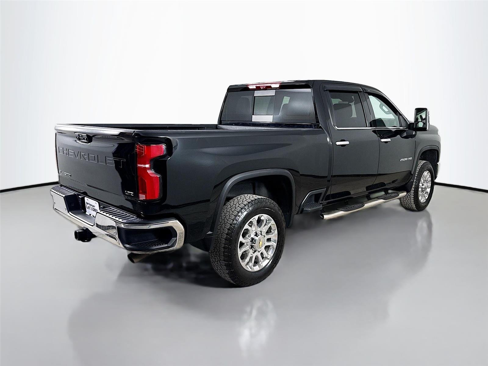 Used 2025 Black Chevrolet LTZ image 9