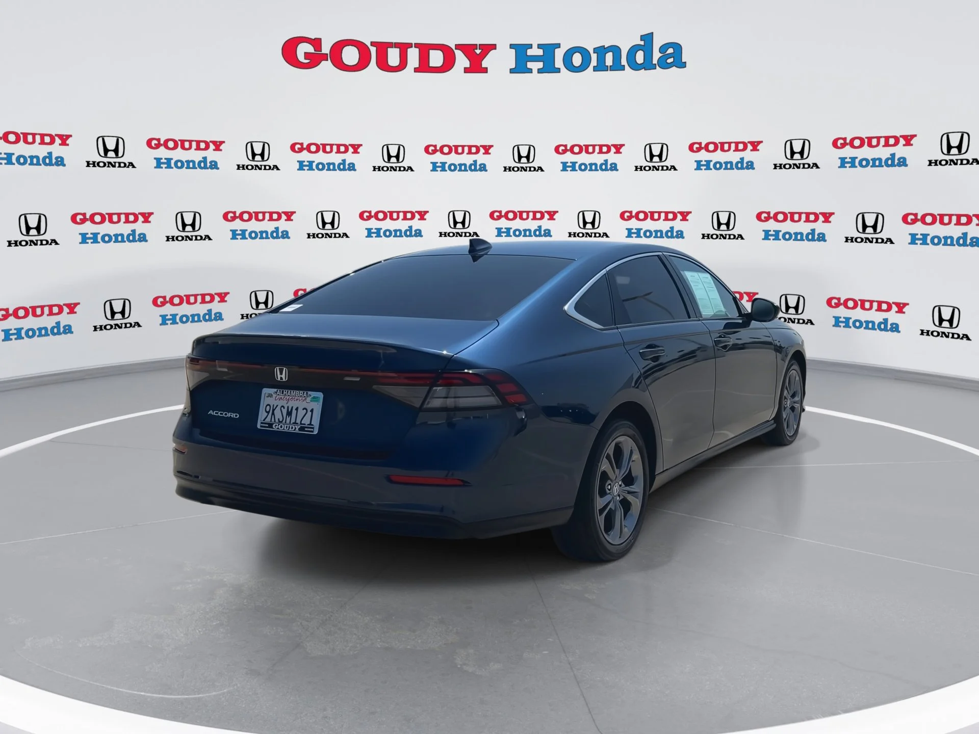 2024 Honda Accord EX - Photo 8