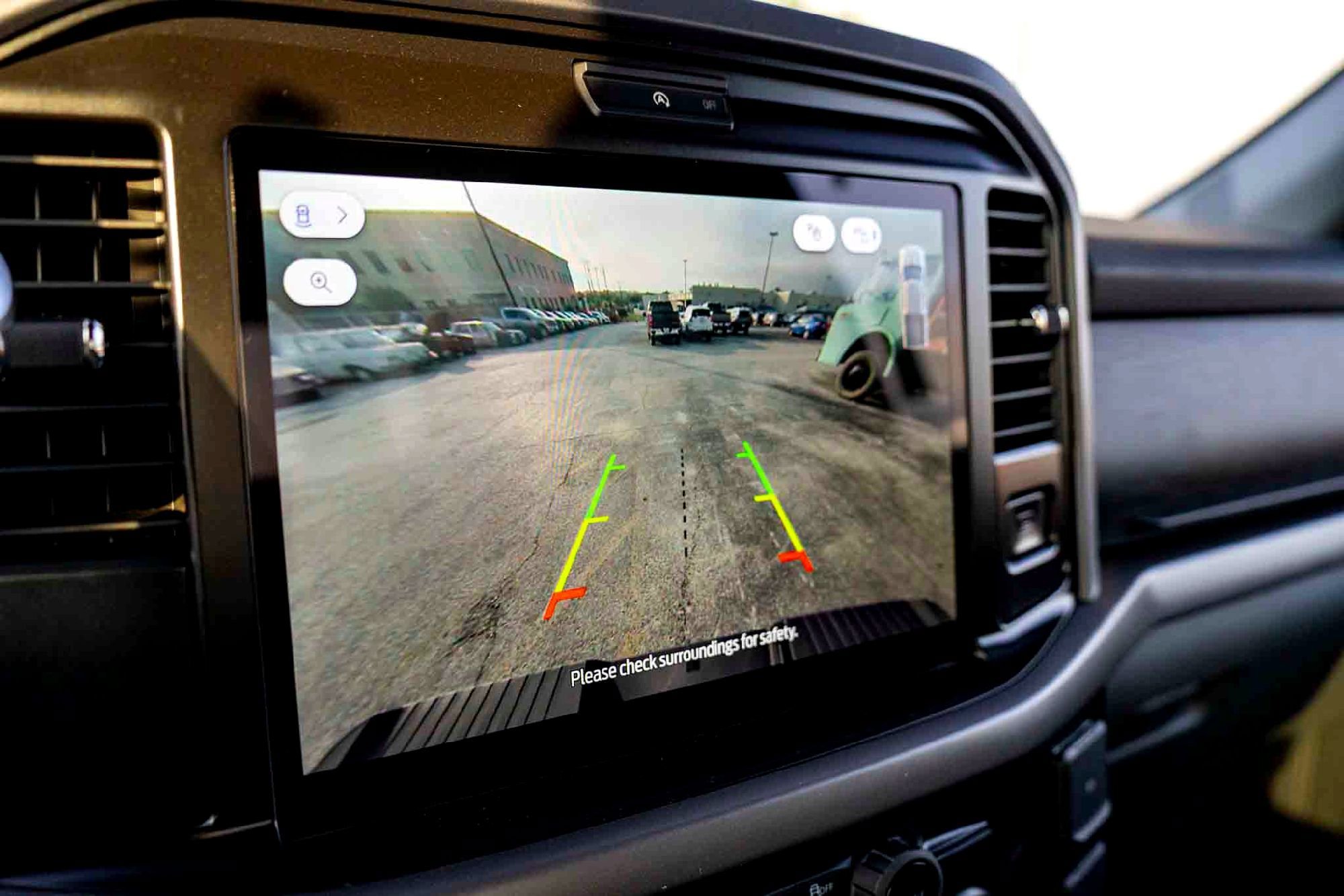 New 2026 Avalanche Ford XLT image 15