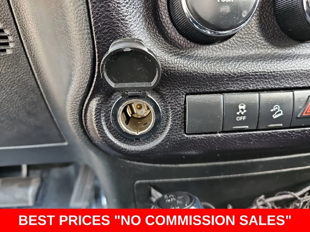 Used 2016 Black Jeep Unlimited Sport image 24