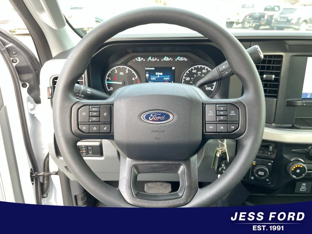 2026 Ford F-350 Super Duty XL - Photo 15
