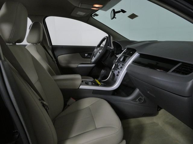 Used 2011 Black Ford SE image 12