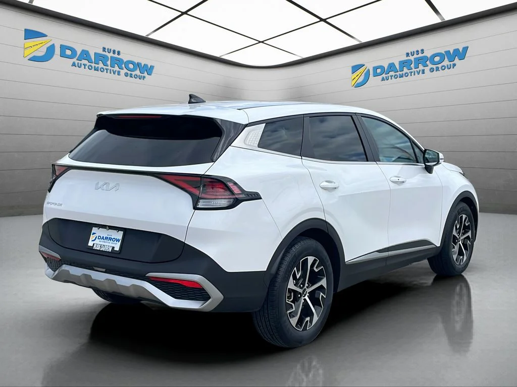 Used 2023 White Kia EX image 5