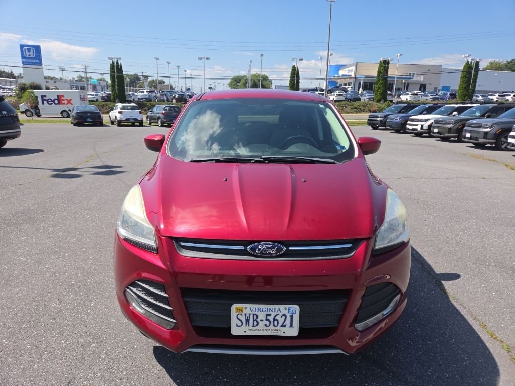 Used 2013 Red Ford SE image 8