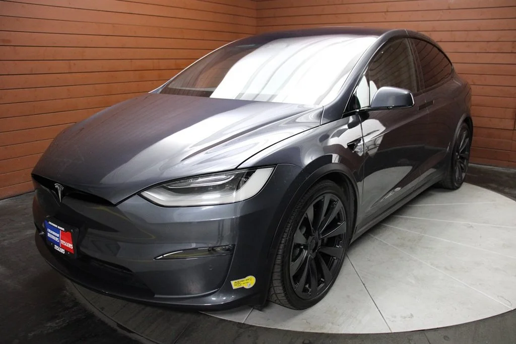 Used 2022 Solid Black Tesla Plaid image 32