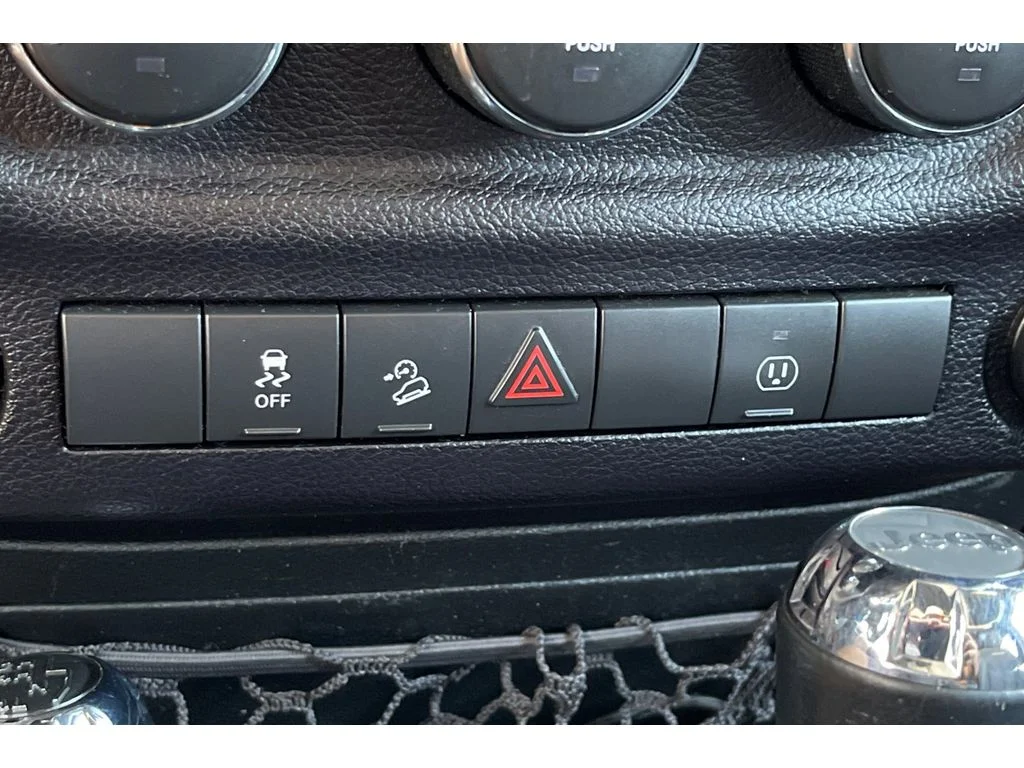 Used 2017 Black Clearcoat Jeep Sahara image 28