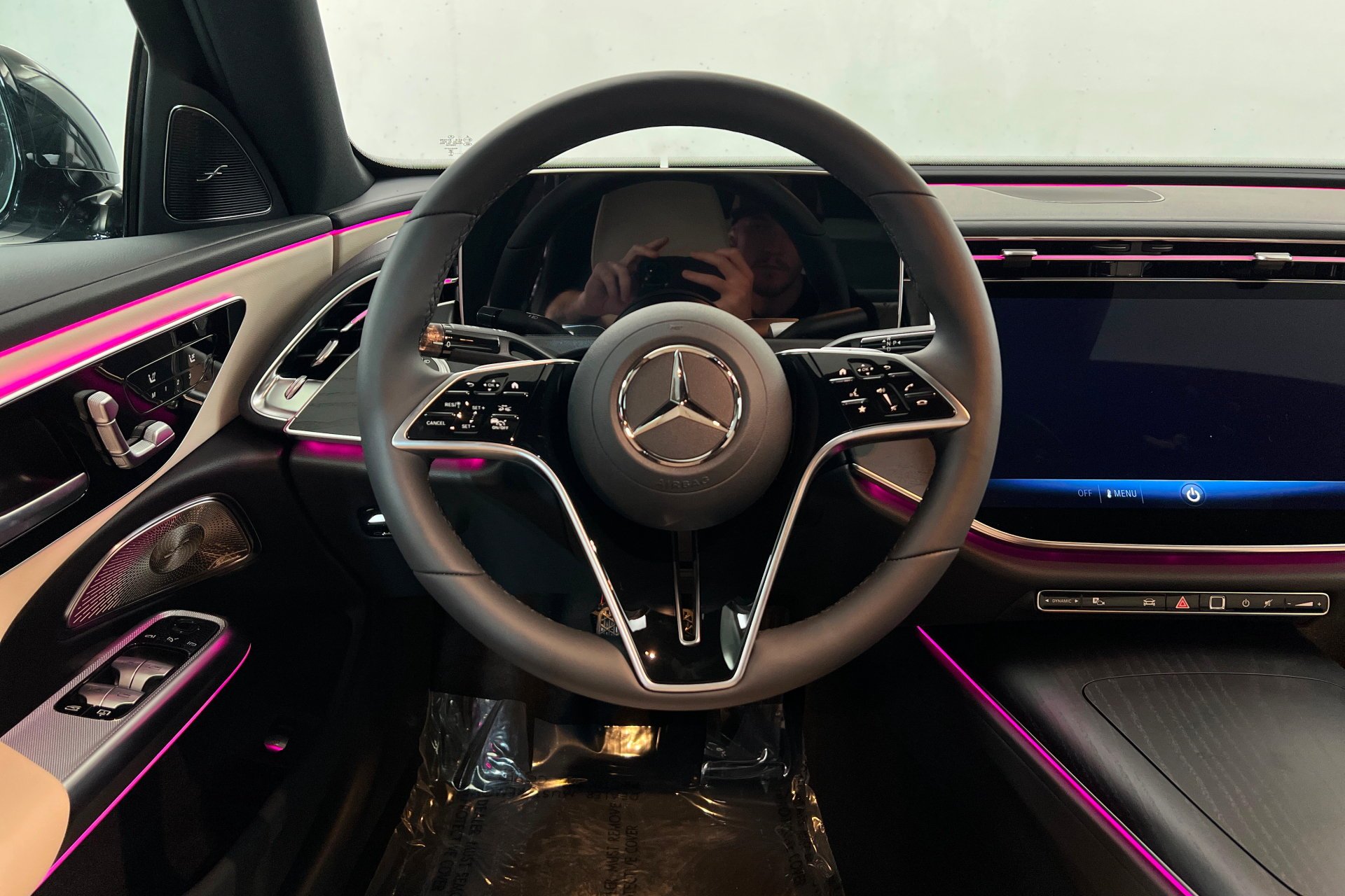 New 2026 Obsidian Black Metallic Mercedes-Benz E 450 image 13