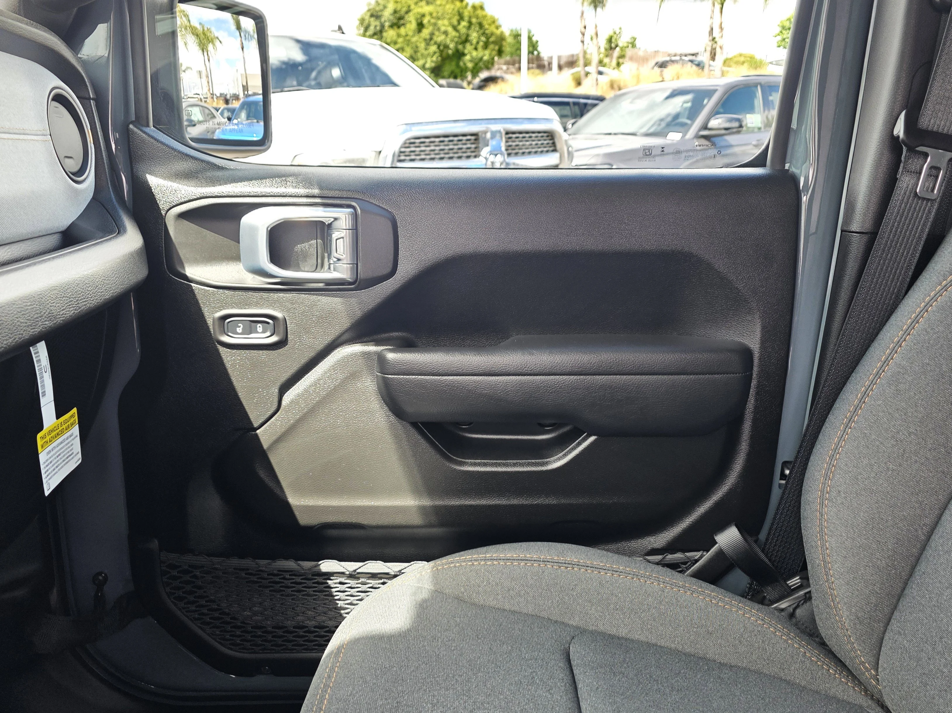 New 2026 Anvil Clearcoat Jeep Sport S image 13