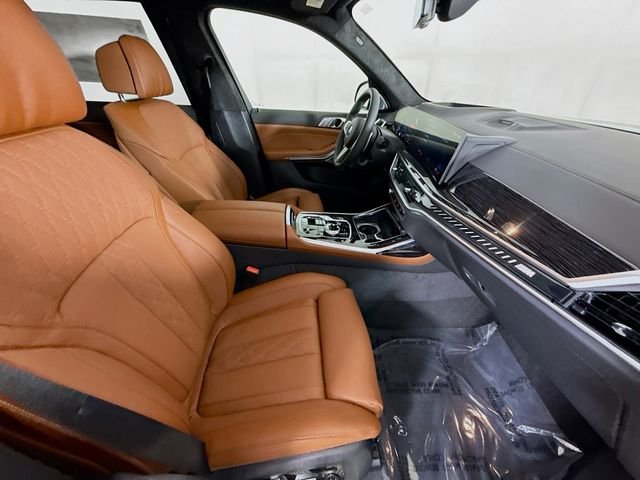 New 2026 Gray BMW M60i image 29