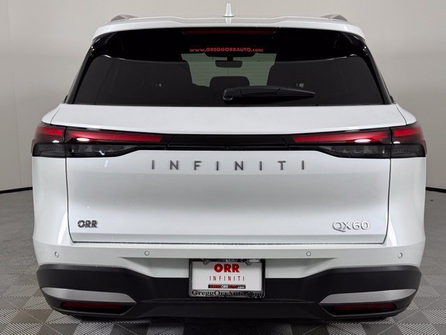 New 2026 RADIANT WHITE INFINITI Luxe FWD image 9