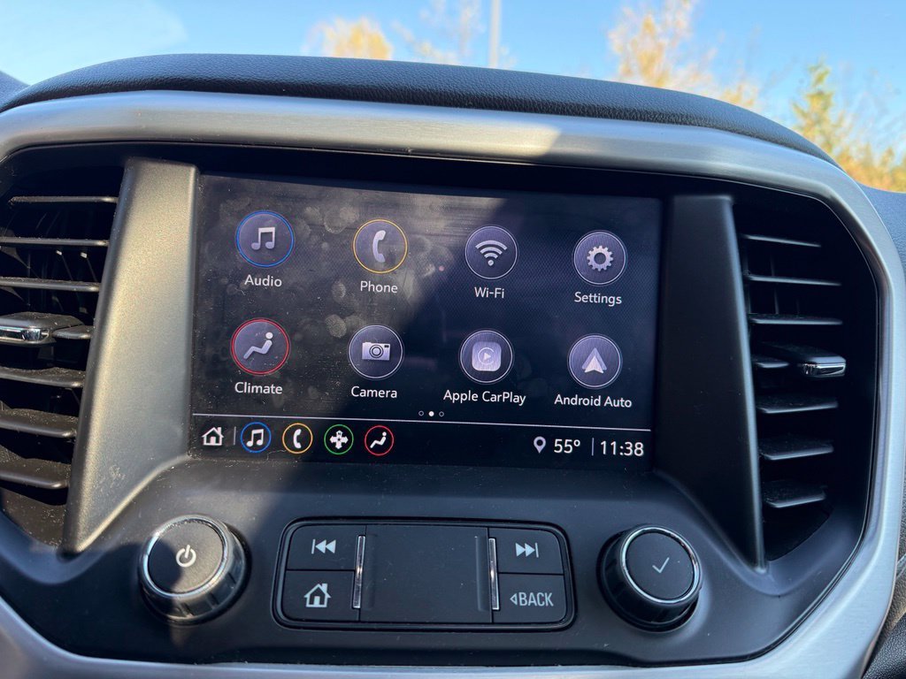 Used 2020 Carbon Black Metallic GMC SLE image 14
