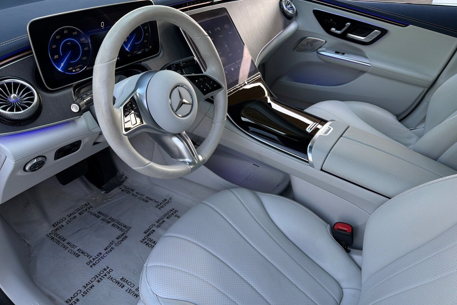 Used 2023 Blue Mercedes-Benz 500 Sedan image 11
