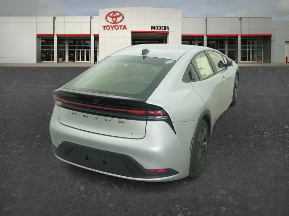 New 2027 Cutting Edge Toyota LE image 22