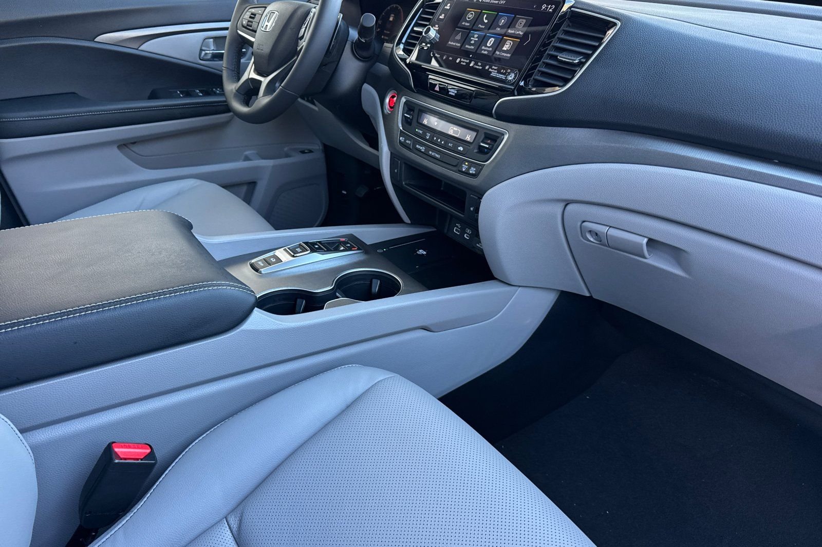 New 2026 Platinum White Pearl Honda RTL image 17