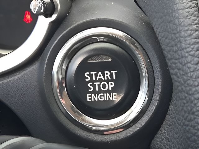 Used 2018  Mitsubishi SEL image 23