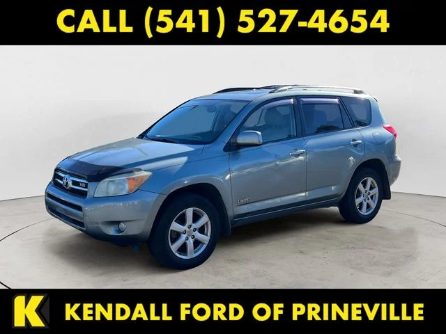 Used 2008  Toyota Limited image 1