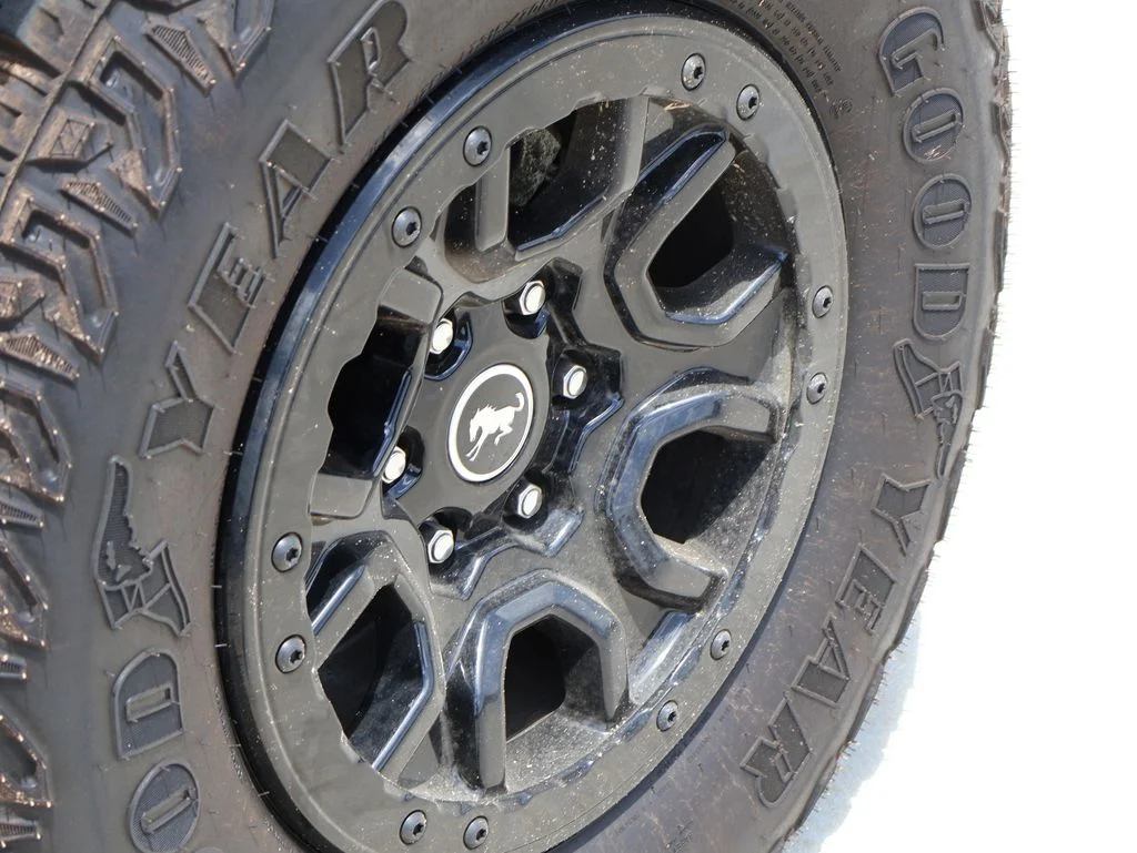 Used 2024 Blue Metallic Ford Wildtrak image 25