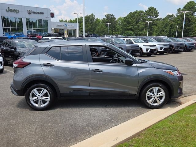 Used 2025 Gray Nissan S image 13