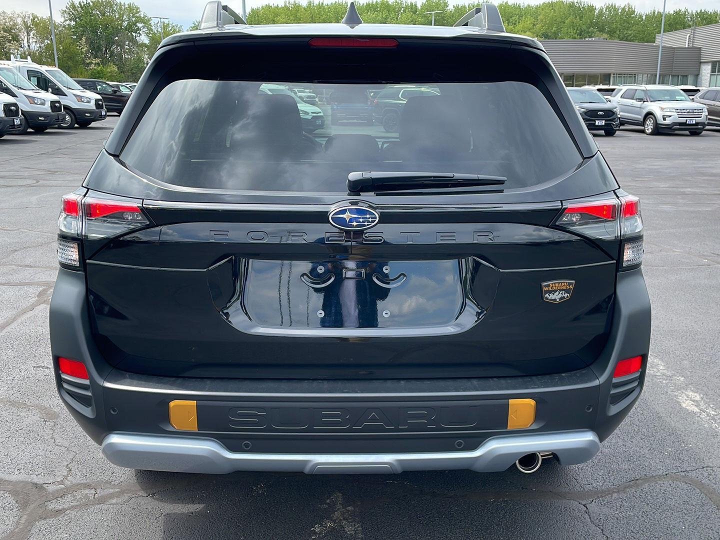 New 2026 CRYSTAL BLACK SILICA Subaru Wilderness image 4