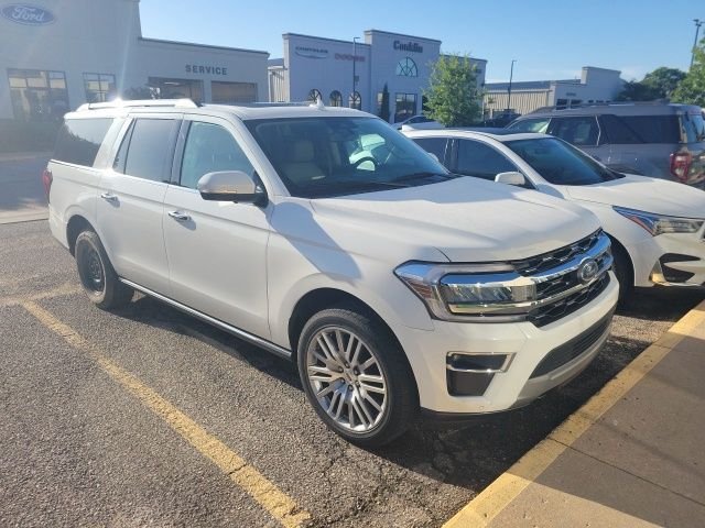 Used 2022 White Ford Limited image 5