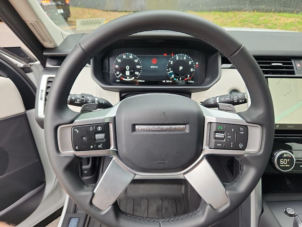Used 2025 Fuji White Land Rover S image 20