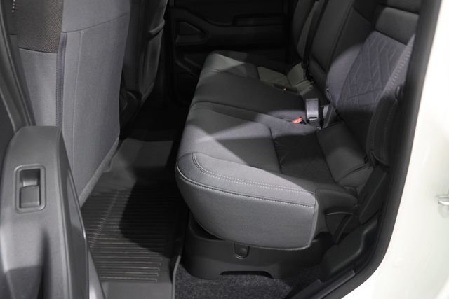 2026 Nissan Frontier SV - Photo 12
