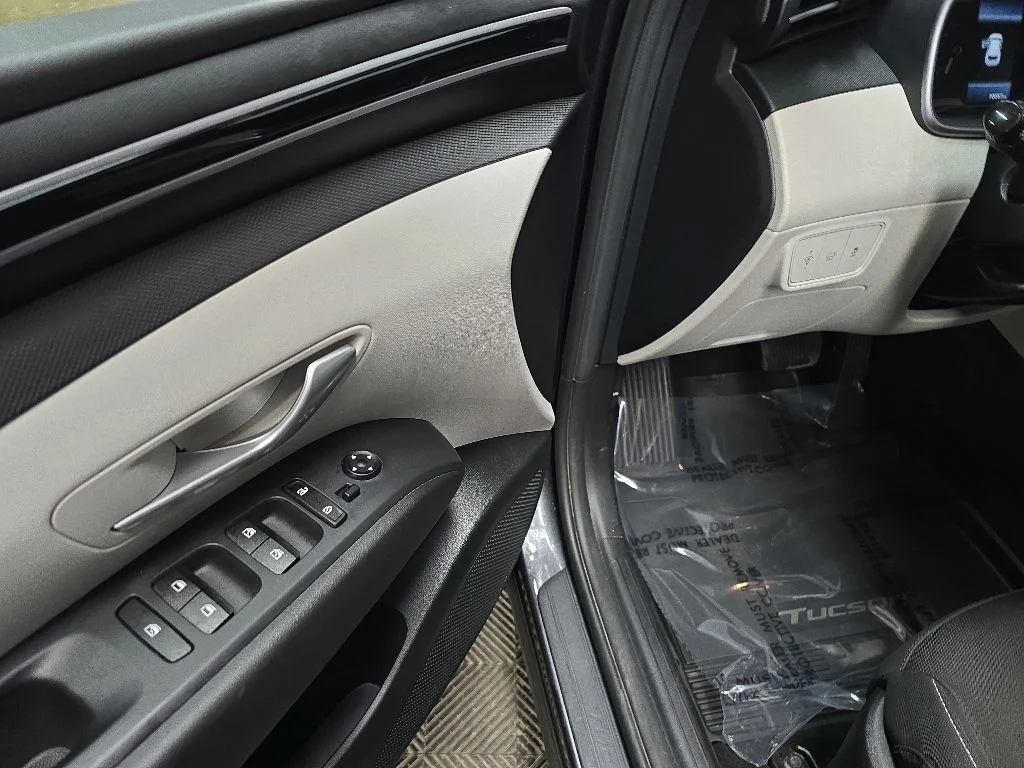 Used 2023 Gray Hyundai SEL image 27