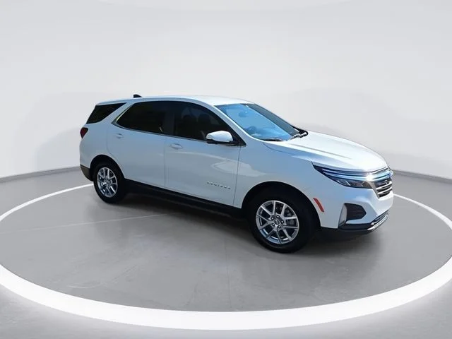Used 2024 White Chevrolet LT image 2