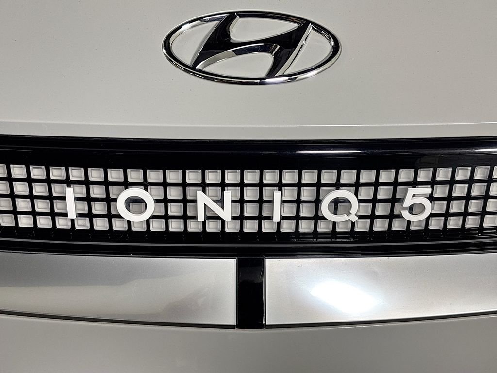 Used 2023 Gray Hyundai Limited image 25