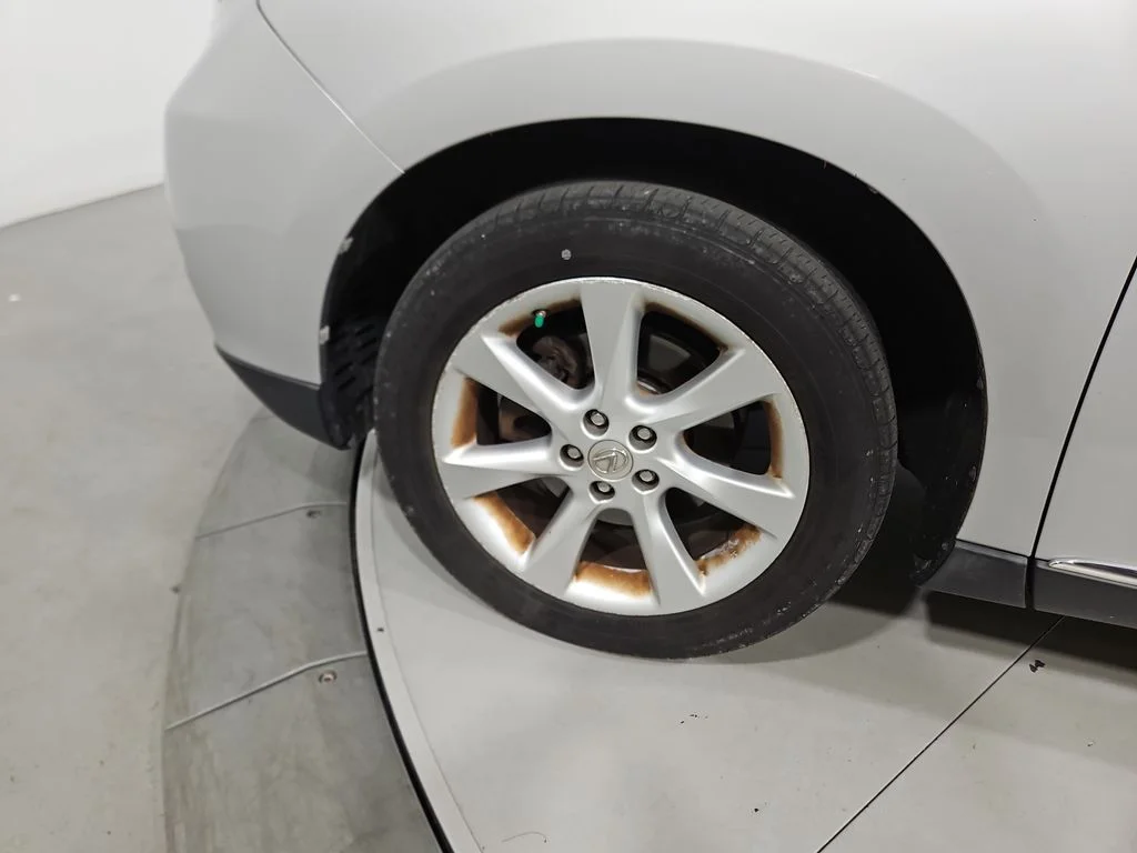 Used 2010  Lexus 350 image 27