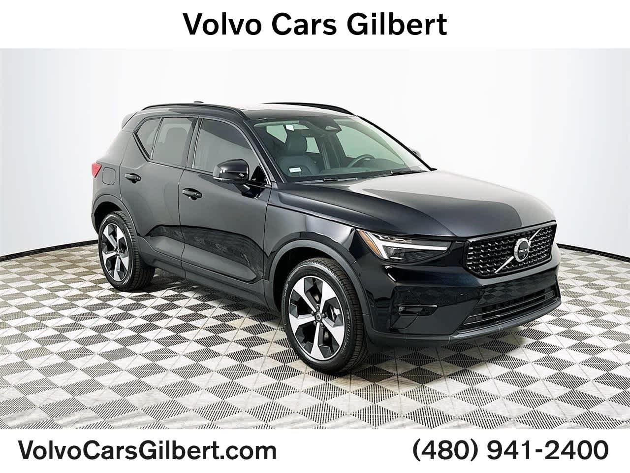 2025 Volvo XC40