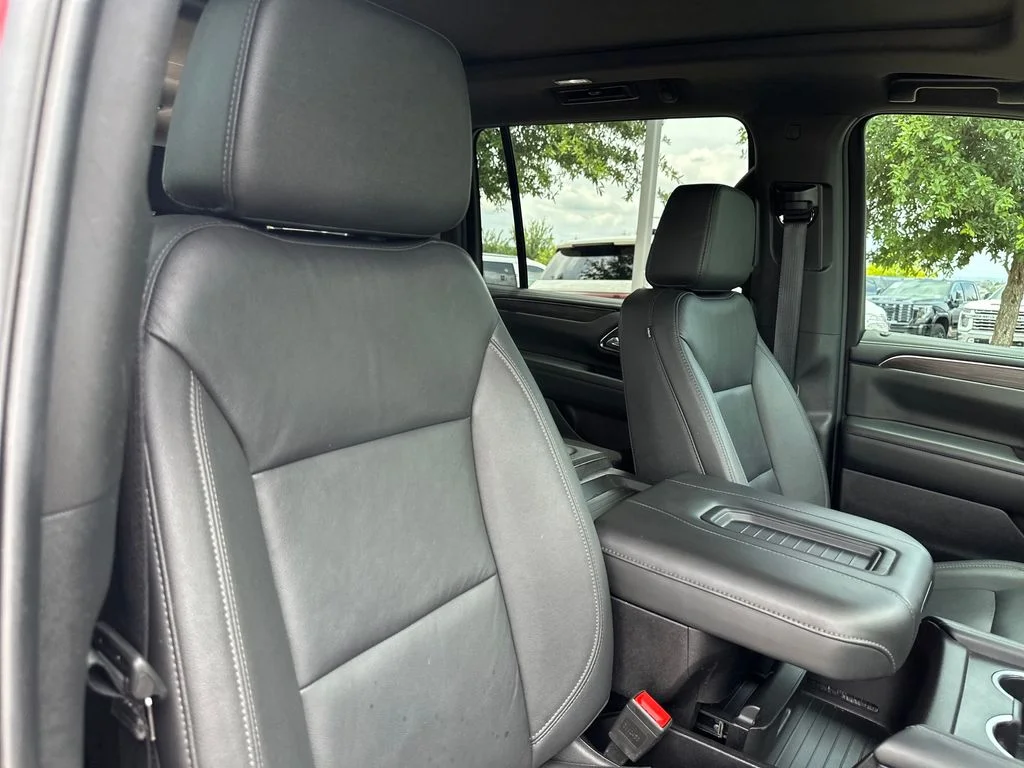 Used 2024 Red Chevrolet Z71 image 40